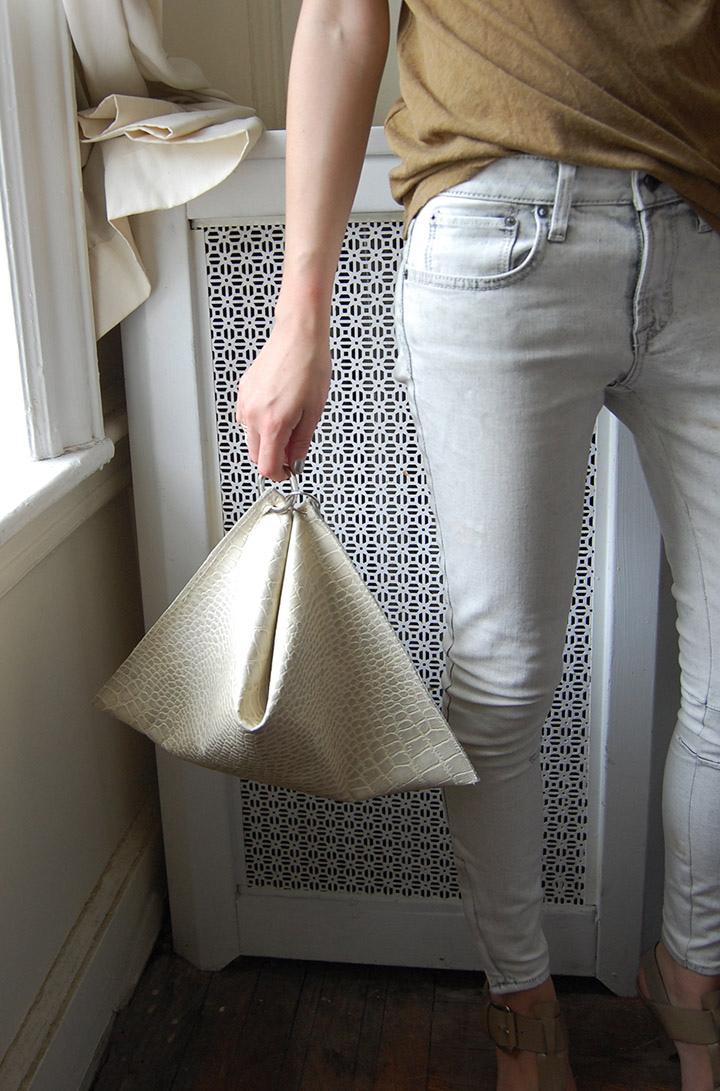 DIY Celine Structured Clutch, How t0, Women's Fashion, Fall 2013, Worn with Helmut Lang Jeans, Chloe Sandals, Raquel Allegra Tee | DeSmitten